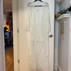 Boho Bridal Lace Robe Kimono with white slip